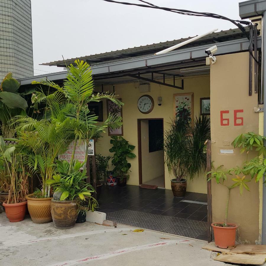 Check Inn Johor Bahru Exterior photo